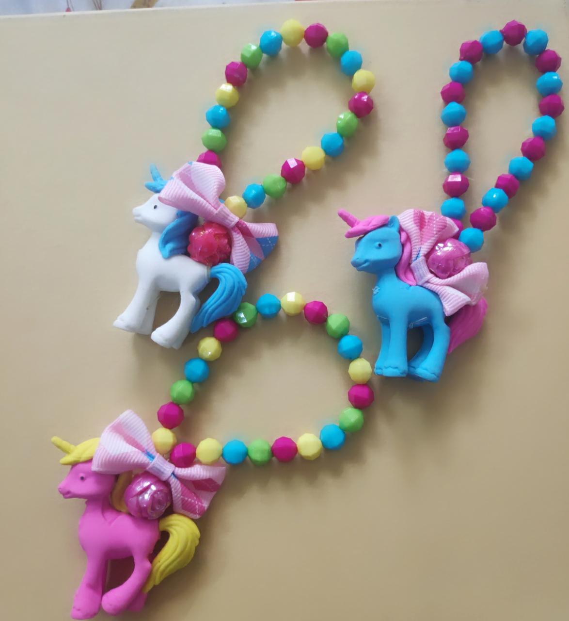 Mattelsen Unicornio Llaveros Unicorn Bracelet Wristband Unicorn Rubber Anillos para Niños Niñas Regalo de Cumpleaños 